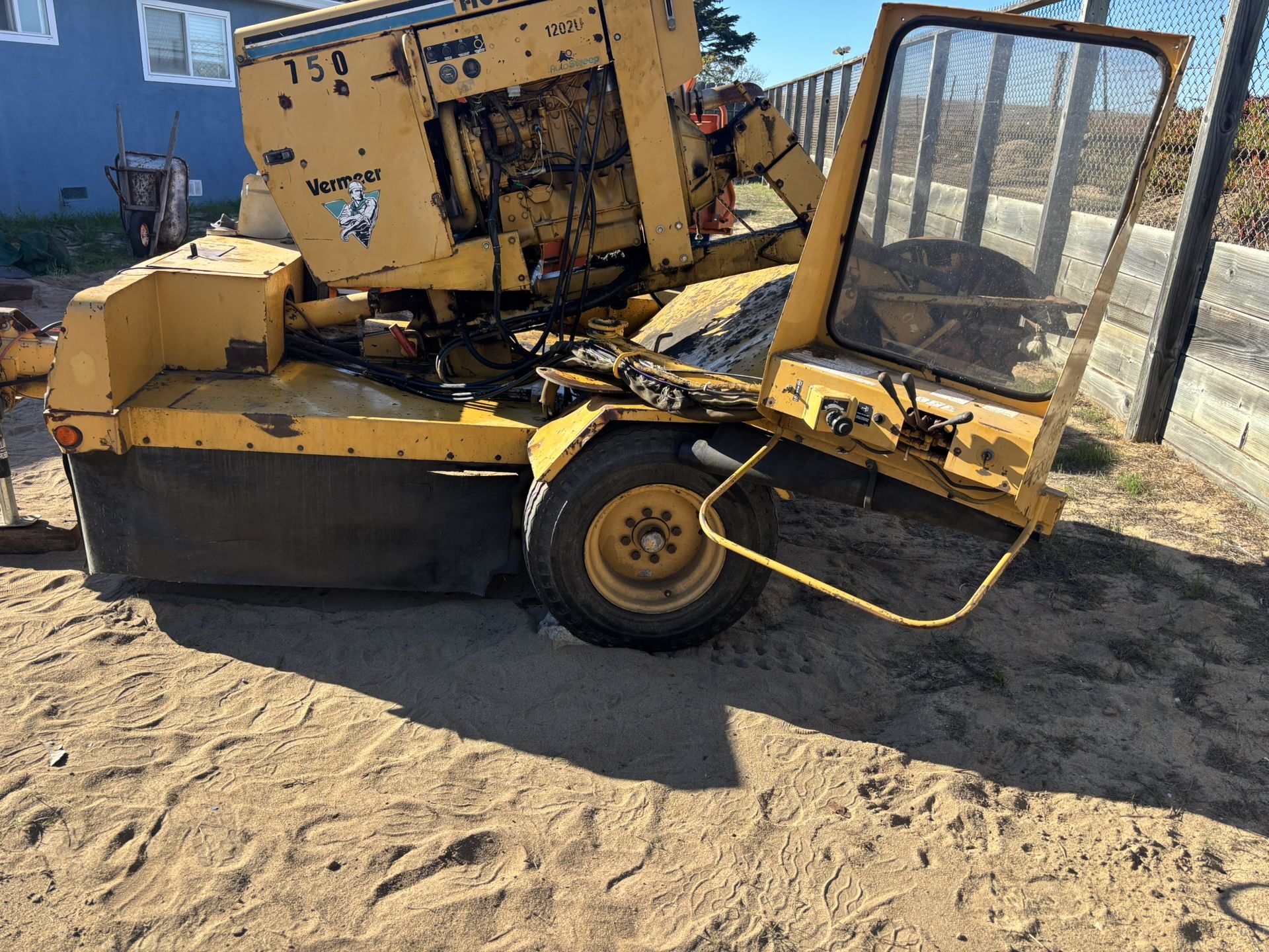 2000 Vermeer SC 1102 Stump Grinder 104 hp Perkins Turbo diesel