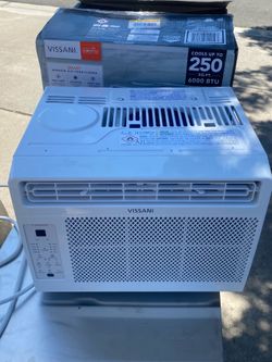 New air conditioner 6,000btu window unit