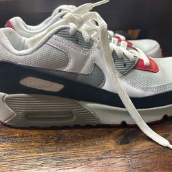 Nike air Max 90- Big kids 6.5, Women’s 8/8.5