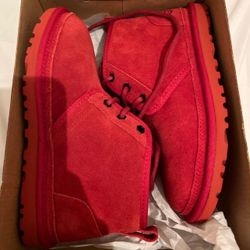 Red Ugg Mini Size 6