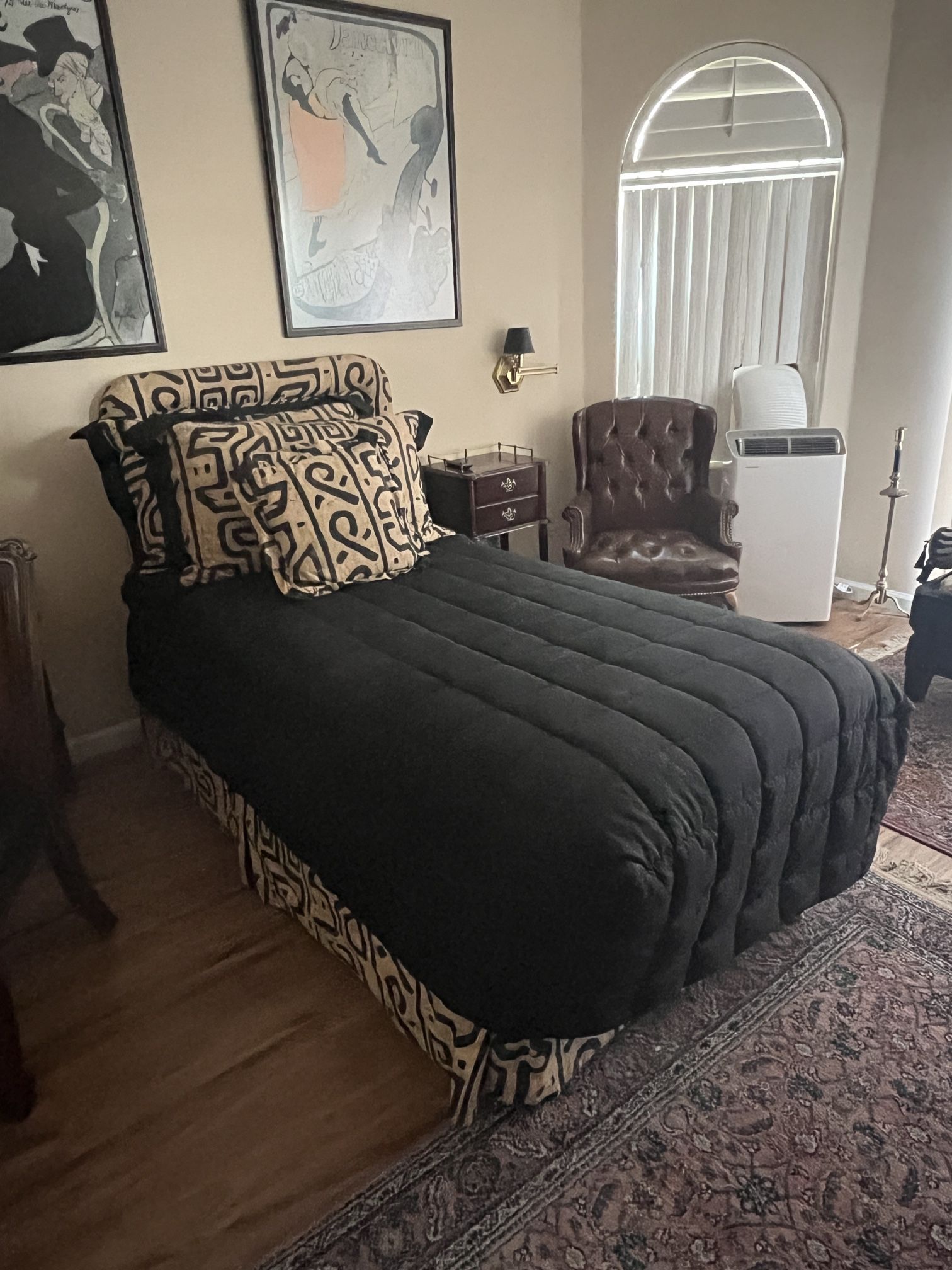 Twin Size Bed