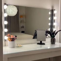 IKEA Vanity Mirror LÄRBRO With Lights and Base