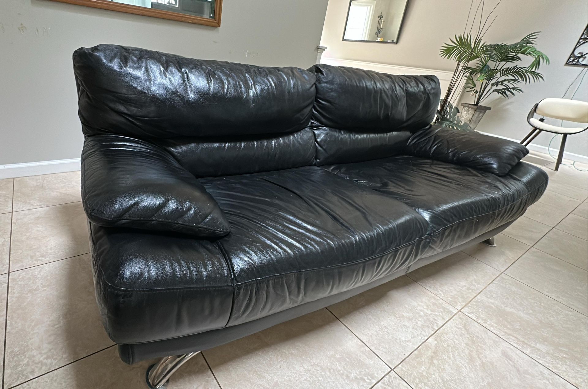 Real leather couch/sofa