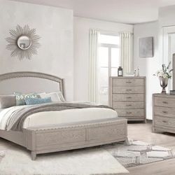 B8000 - 4pc or 5pc Bedroom Set - Queen, King 