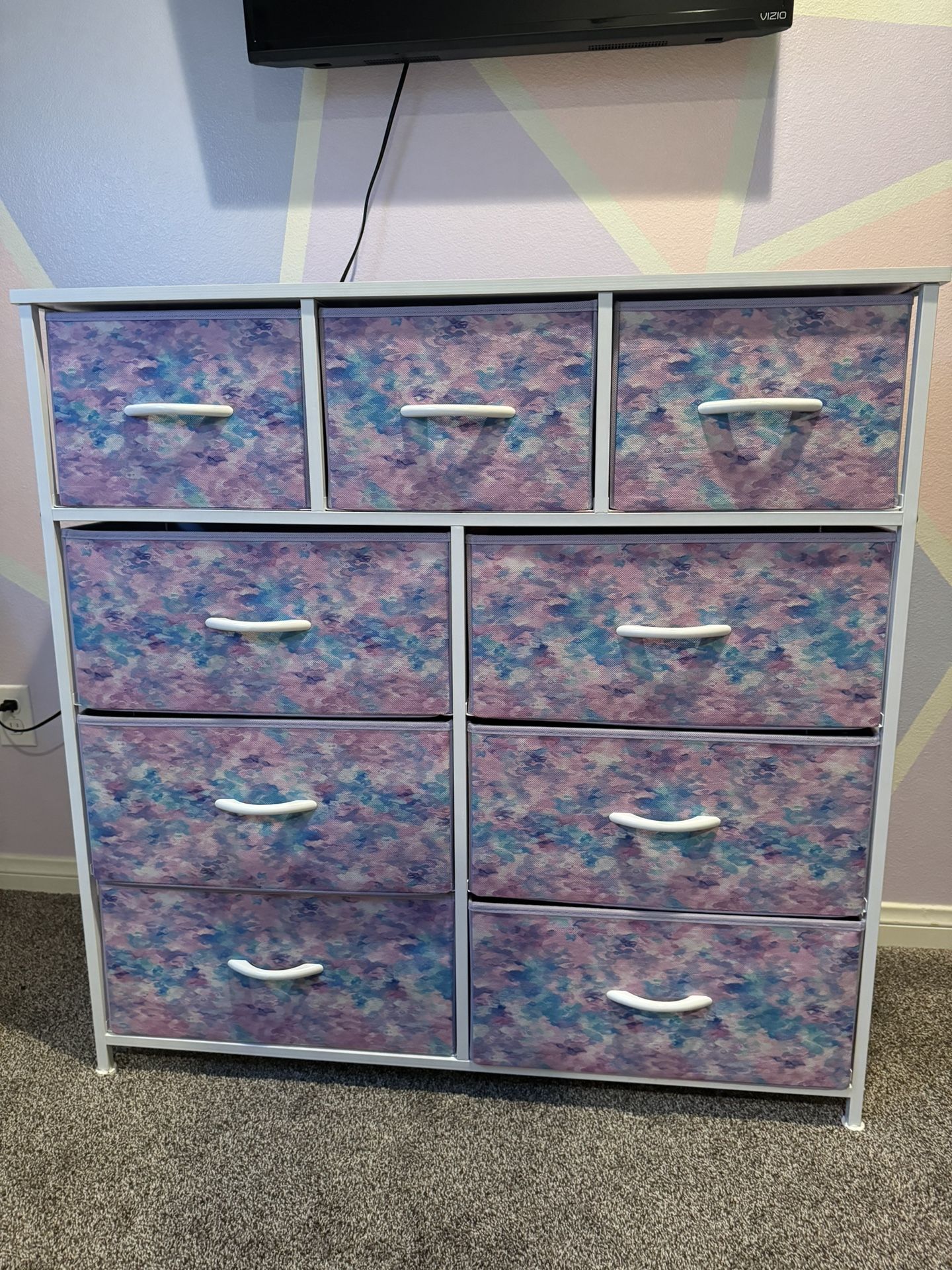 Girls Dresser
