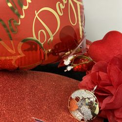 Gold 2.12tcw Diamond Globe Pendant (size 3”)