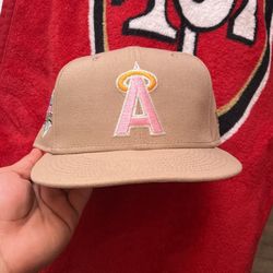 Angels Sandstorm Hat Size 7 5/8