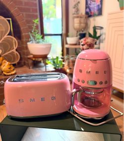 SMEG Pink 4-Slice Toaster & Drip Coffee Maker Set