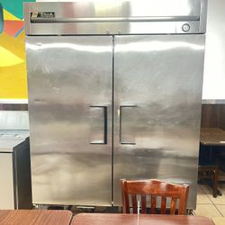 Commercial Refrigerator 