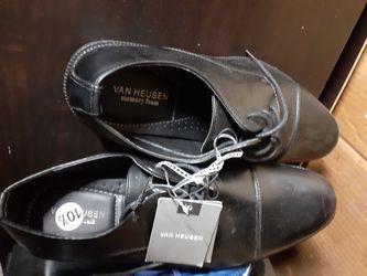 Van heusuen means dress shoes