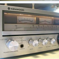 Vintage  Kenwood  KR 4010 Stereo Receiver  In Great Condition  $350