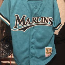 old school andre dawson Florida marlins jersey men’s small