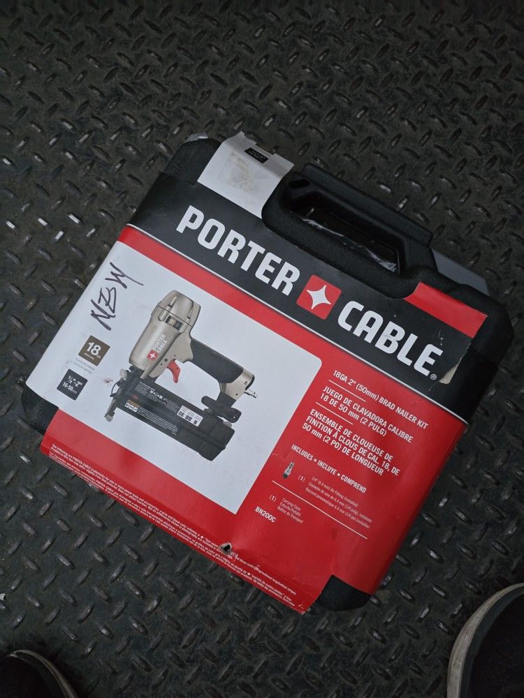 Porter cable 18-Gauge Pneumatic Brad Nailer Kit
