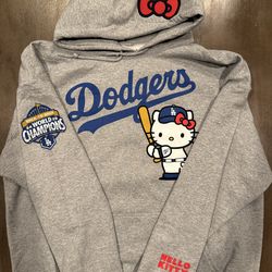 Dodgers Hello Kitty sweatshirt size XL