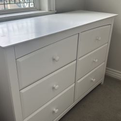 White 6 Drawer Dresser