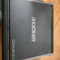 Kicker Mono Block Amp 