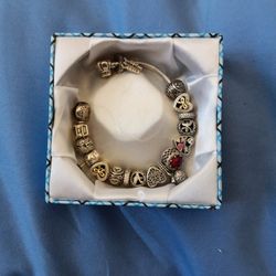 Pandora Braclet 