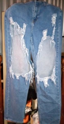 New Vibrant M°I°U Pants