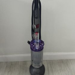 Dyson DC40 Animal Origin Upright Vacuum Cleaner