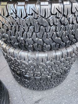 4 tires 37x12.50r17 bfgoodrich all terrain ko2