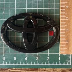 Toyota black Emblem Cover 