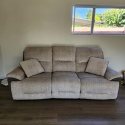 Sonoma Power Rclining Sofa Couch
