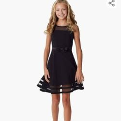 New Beautiful Black 🖤 CALVIN KLEIN GIRLS DRESS SIZE 8. SEE PHOTOS. SELLS FOR $80.+. I'M SELLING FOR A GREAT PRICE 