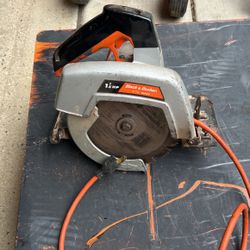 Vintage Black & Decker 7 1/4" Professional H.D. Circular Saw U-337 - Box
