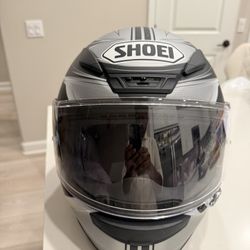 Shoei RF 1200 Helmet - Barely Used