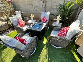 Patio furniture set outdoor new in the box