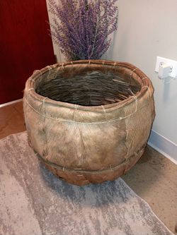 Large Handwoven Natural Fiber Basket / Decorative Planter – 22" Wide