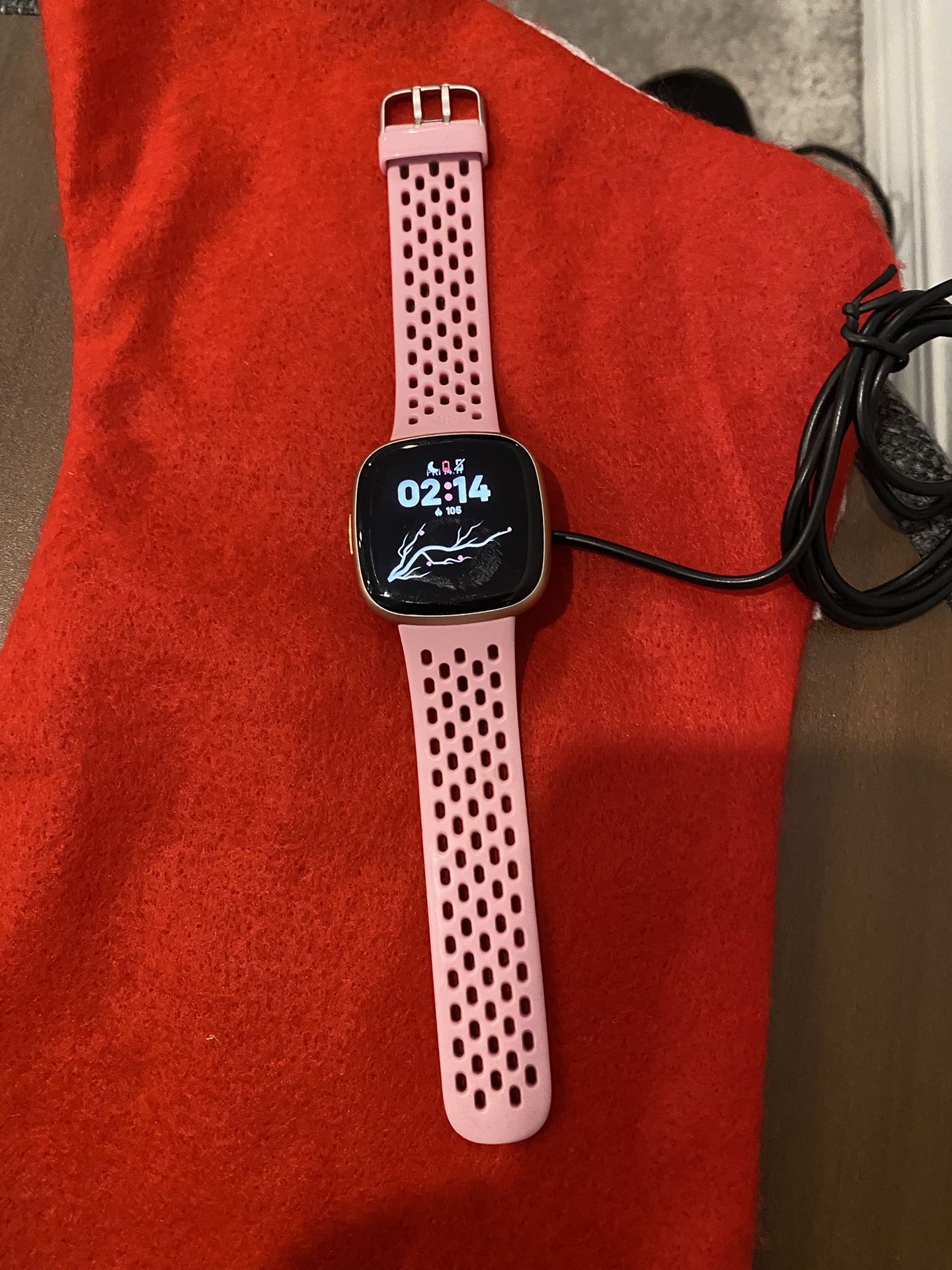 Fitbit Versa 4 (Rose Gold)