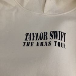 New Small Taylor Swift Sweatshirt 
