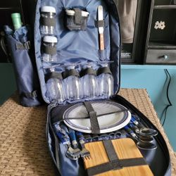 ** PICNIC Back Pack** Never Used