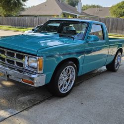 1987 Chevy S10 With V8 350 Motor