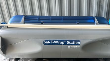 San Jamar Saf-T-Wrap Station