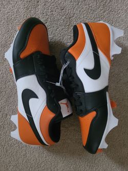 Jordan 1 Low TD Football Cleats in Starfish size 10 men