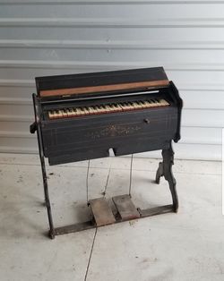 Preacher Organ, Early 1900s, Rare.