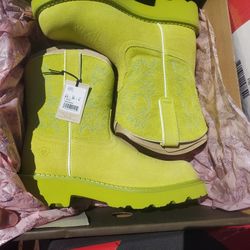 Ariat Boots Size 8.5