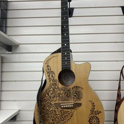 Luna Guitar 