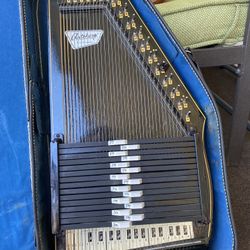 OSCAR SCHMIDT AUTOHARP FOR DECORATION 