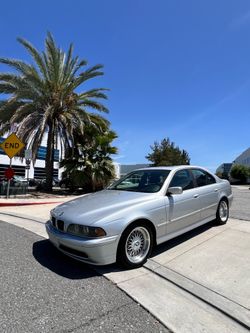 2001 BMW 525i