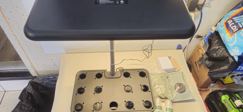 Hydroponics Growing System Herb Garden - MUFGA 18 Pods Indoor Gardening System with LED Grow Light, Plants Germination Kit(No Seeds) with Pump System,