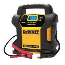 DEWALT 1600 Peak Amp Jump Starter with Digital Compressor and USB Power Bank 