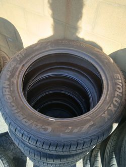235/60R18 Evoluxx Tires (2)