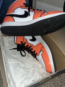 Jordan 1s 11 Men