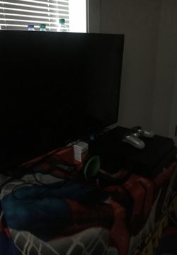 PS4 and Flat screen