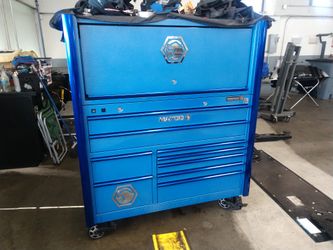 Matco 6s tool box with hutch