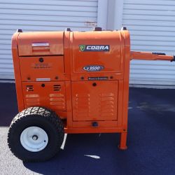  BRAND NEW Cobra E9500 Gas Generator 
