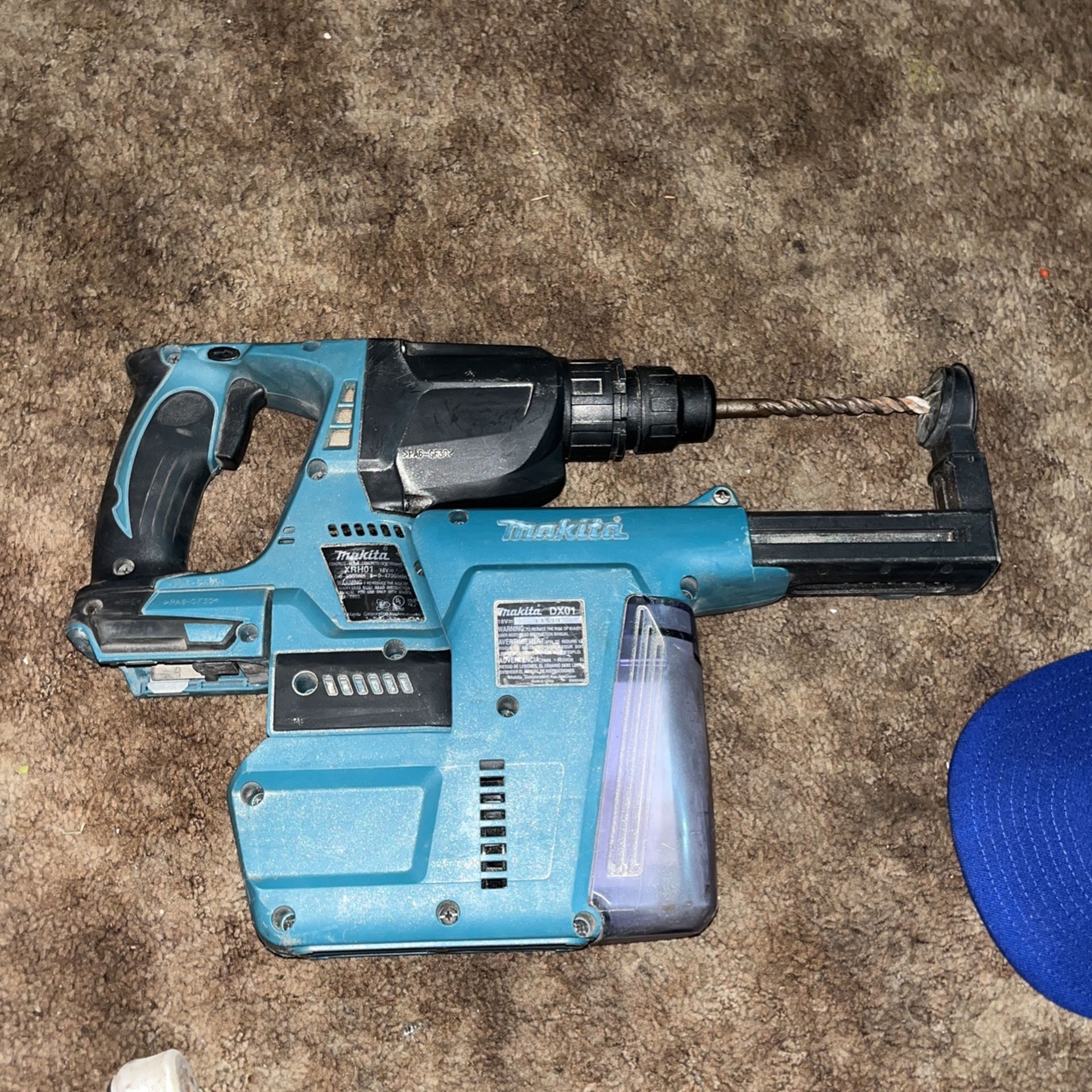 Makita Chipping Hammer And Hammer Drill With Vacuum Attachment XRH01